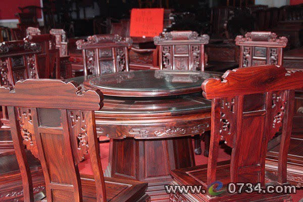 紅木家具展銷會(huì):衡陽老鄉(xiāng)紅木家具工廠價(jià)直銷